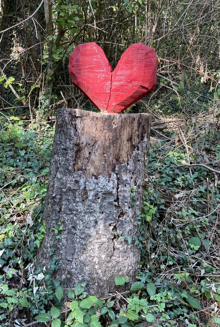 Rotes Holzherz Naherholungsgebiet Dröschede
