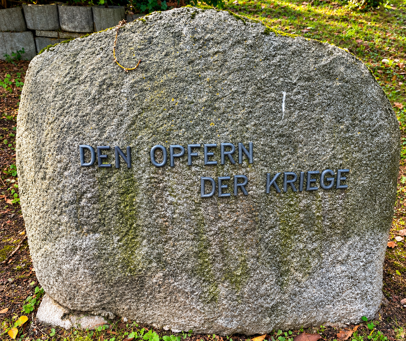 Im Gedenken an die Opfer der Weltkriege – Foto 2